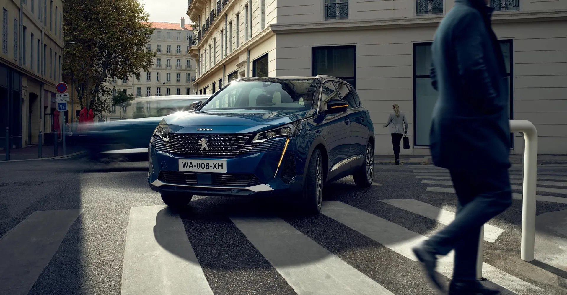 PEUGEOT 5008 SUV